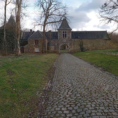 纳索尼厄Le Vieux Noyer住宿加早餐旅馆 外观 照片